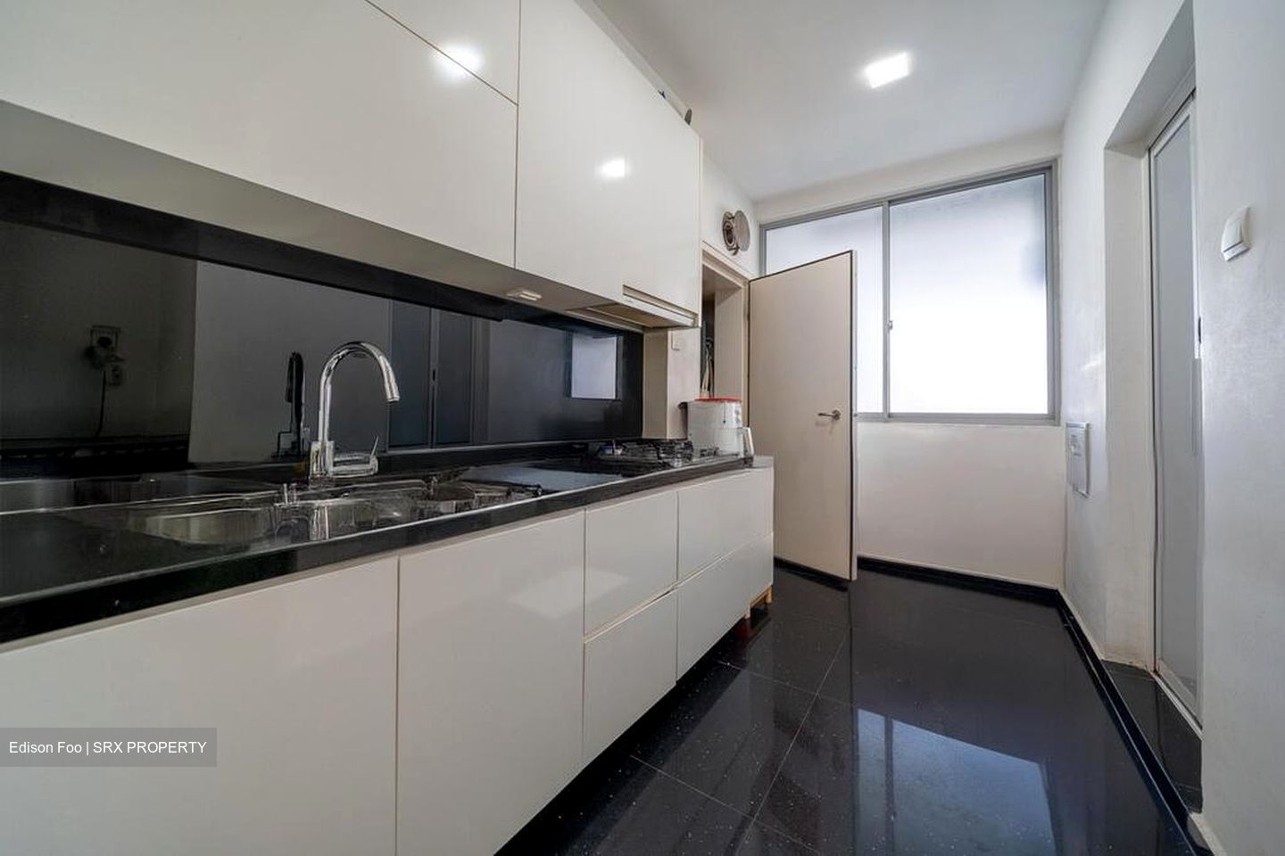 De Royale (D12), Condominium #514170001
